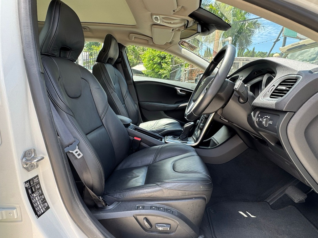 Volvo V40 T4 Auto62863126334337113