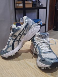 (Kategori: ) berada di . Dikirim oleh dinastisneakers (ID iklan 1374844002, Gambar 1). Deskripsi: .
