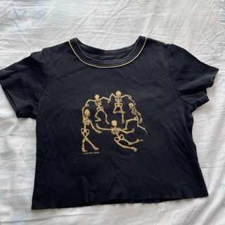 (Category: ) located in . Submitted by comfyycloset (Listing ID 1374810622, Image 1). Description: .