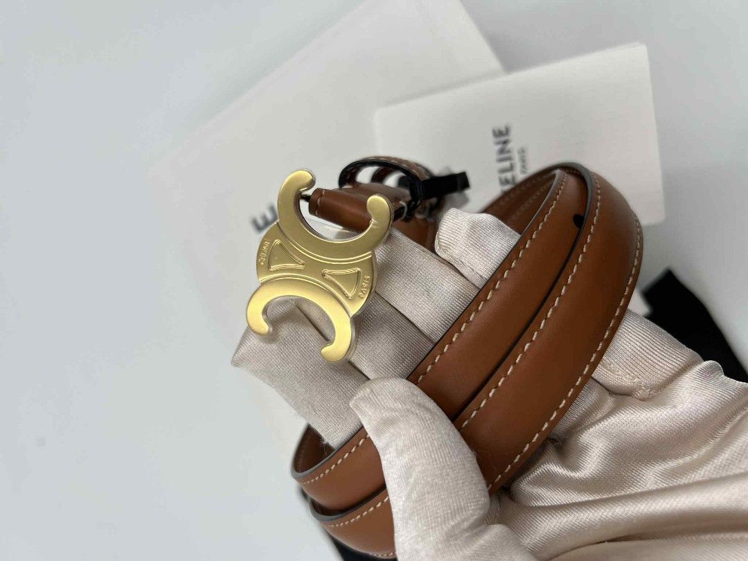 Celine 75cm (Category: Luxury Accessories) located in Iba. Submitted by selector_items (Listing ID 1374848696, Image 2). Description: Authentic Japan source.
