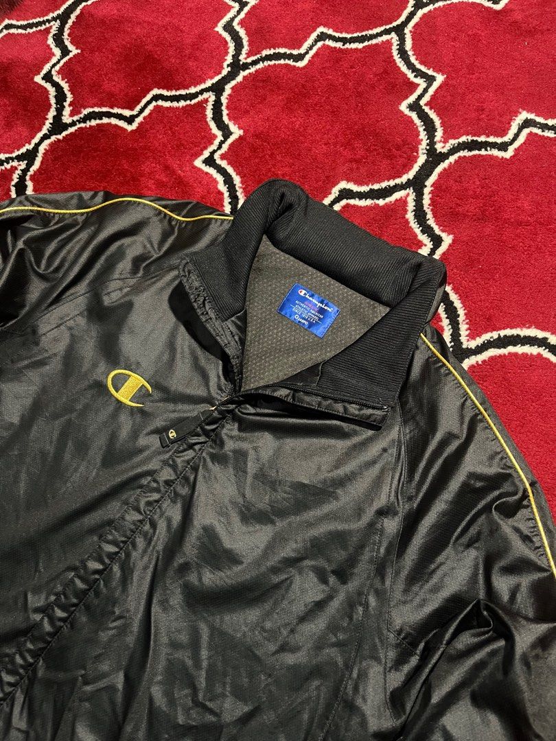 Champion Jacket (Category: Coats, Jackets and Outerwear) located in Mabalacat. Submitted by themeadowstash (Listing ID 1374787348, Image 2). Description: Pm for details 📥.