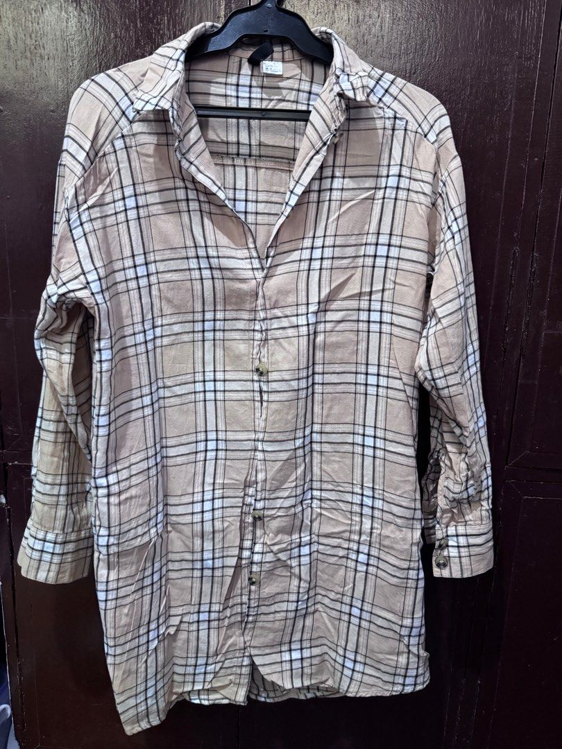 Checked Dress (Category: Dresses) located in Mandaluyong City. Submitted by ksc_stuff (Listing ID 1374716631, Image 1). Description: .