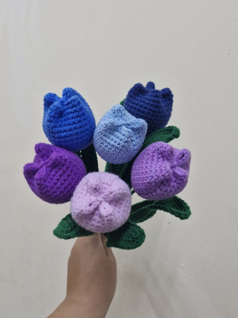 Crocheted Flower Tulips (Category: Flowers & Bouquets) located in Paranaque City. Submitted by mi_artesano_mnl (Listing ID 1374756533, Image 2). Description: 🌷 Crocheted Tulips Soft, handmade tulips that last forever 💐 Each stem crafted with care – a sweet, thoughtful gift or charming decor piece! Customize your tulip colors to match your mood or theme 🎨 No watering needed, just love 💖 Sold per piece. Each stem includes: ✨ 1 tulip flower 🍃 1