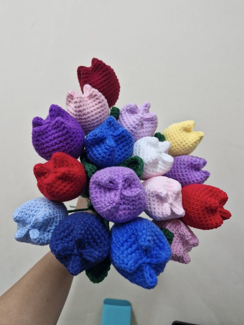 Crocheted Flower Tulips (Category: Flowers & Bouquets) located in Paranaque City. Submitted by mi_artesano_mnl (Listing ID 1374756533, Image 1). Description: 🌷 Crocheted Tulips Soft, handmade tulips that last forever 💐 Each stem crafted with care – a sweet, thoughtful gift or charming decor piece! Customize your tulip colors to match your mood or theme 🎨 No watering needed, just love 💖 Sold per piece. Each stem includes: ✨ 1 tulip flower 🍃 1