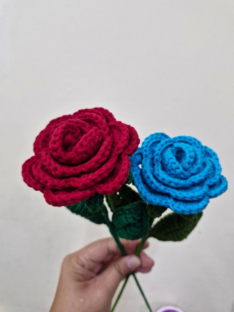 Crocheted Rose Flowers (Category: Flowers & Bouquets) located in Paranaque City. Submitted by mi_artesano_mnl (Listing ID 1374773451, Image 3). Description: 🌹 Crocheted Roses Handmade blooms that never fade 🌿 Sold per piece. Each stem features: ✨ 1 elegant rose 🍃 2 delicate leaves Perfect for gifting, decor, or just brightening up your space! Custom colors available 🌹 Crafted with care and lots of love 💖 💰 50% downpayment is required upon o
