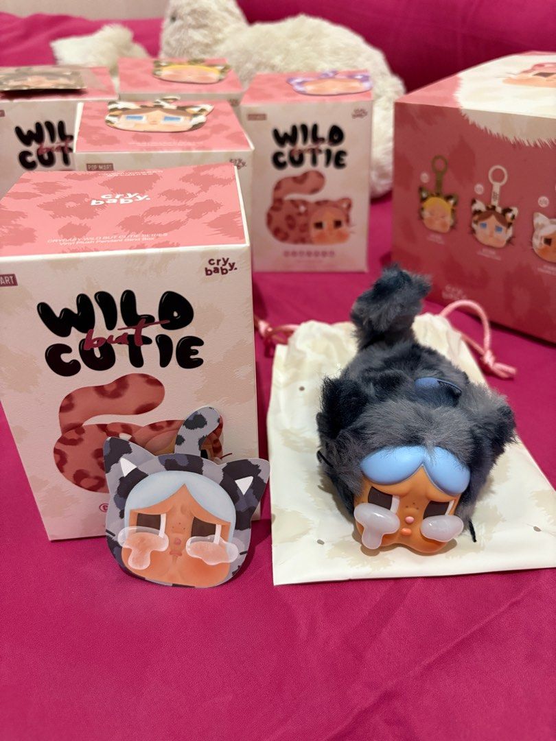 crybaby 新作　denim cutie Crybaby Wild but Cutie Vinyl Plush Pendant Series Denim