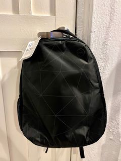 (Category: ) located in . Submitted by rlyewears (Listing ID 1374803594, Image 1). Description: .