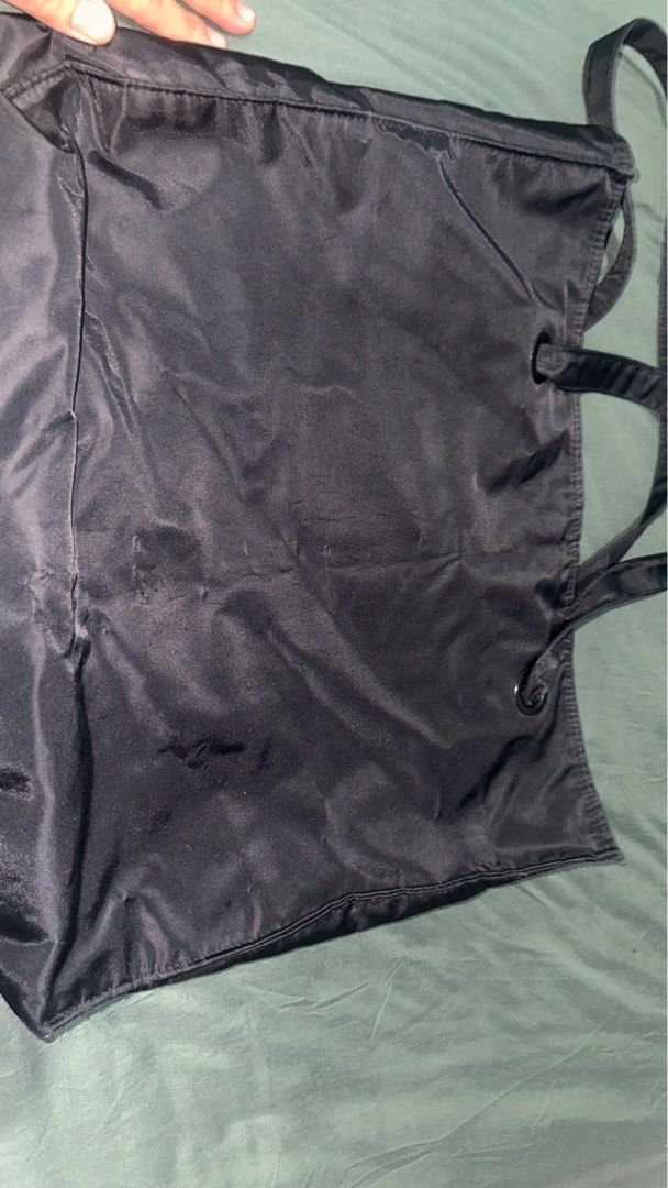 DKNY TOTE BAG (Category: Tote Bags) located in Manila. Submitted by GoodFindsMnl (Listing ID 1374868480, Image 1). Description: Decluttering Signs of usage only Ship via lbc or lalamove Mnl area.