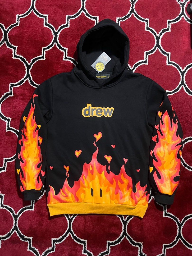 Drew Hoodie (Category: Coats, Jackets and Outerwear) located in Mabalacat. Submitted by themeadowstash (Listing ID 1374786063, Image 1). Description: Off 23” x 28.5” .