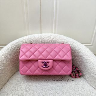 (Category: ) located in . Submitted by brands_lover (Listing ID 1374768892, Image 1). Description: .