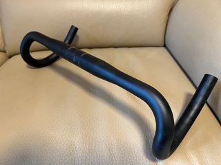 （分類：）位於 。 由 talrousel 提交（商品編號 1374793950，圖片 1）。簡介： 。