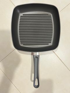 (Category: ) located in . Submitted by yw.tan (Listing ID 1374754116, Image 1). Description: .