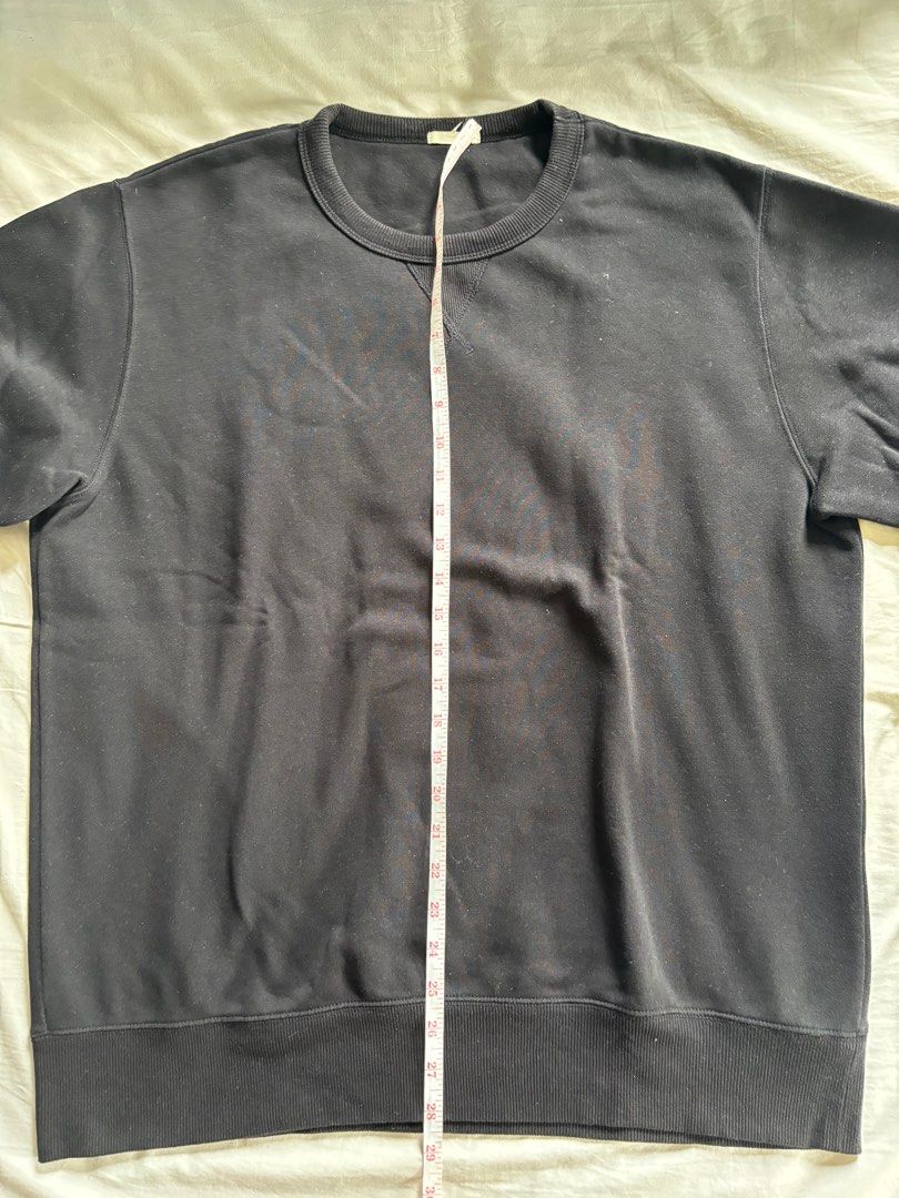 GU Sweatshirt (As Pack) (Size XL) (Category: Hoodies) located in Los Banos. Submitted by declutterlistt (Listing ID 1374702647, Image 2). Description: Selling my GU Crewneck Sweater (AS PACK) - Size XL - See pics for measurements - No issues / Just dust due to prolonged storage - Great for light use or layering during winter / very versatile - RFS: Updating my wardrobe .