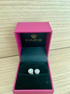 (Category: ) located in . Submitted by mypreloved_original (Listing ID 1374766405, Image 1). Description: .