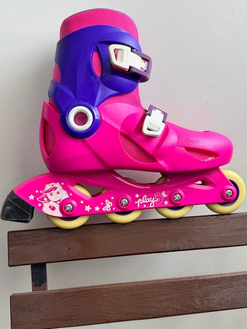 Inline Roller Skates (Category: Other Sports Equipment and Supplies) located in Singapore. Submitted by malplace (Listing ID 1374832134, Image 1). Description: These skates are ideal for safely learning the sport thanks to their support, comfort and stability. Lightweight with just 3 wheels. Adjusts to 3 sizes. These inline skates were designed for your kids’ (age 7-13 years old) first skate sessions! Thanks to rip-tabs, these skates slip on like