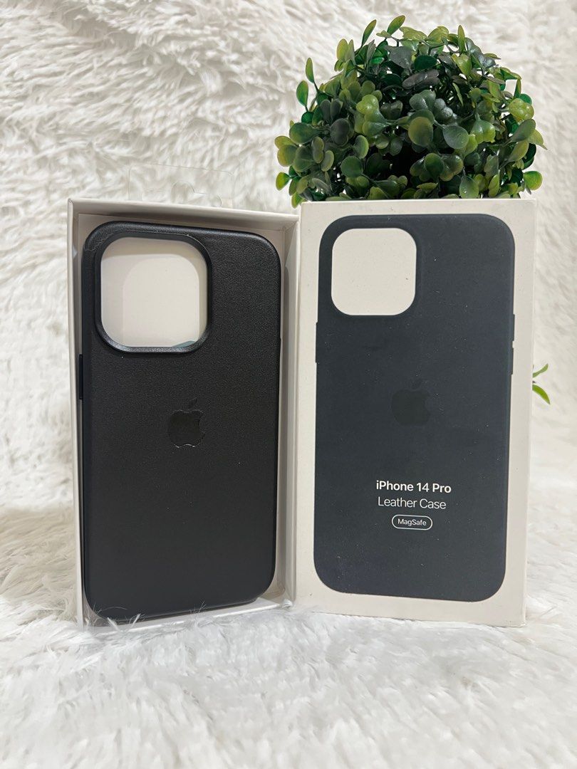 iPhone 14 Pro Magsafe Leather Case [TAUPE] [BLACK] (Category: Cases & Sleeves) located in Manila. Submitted by mercedgret74092 (Listing ID 1374706088, Image 2). Description: Pm me.