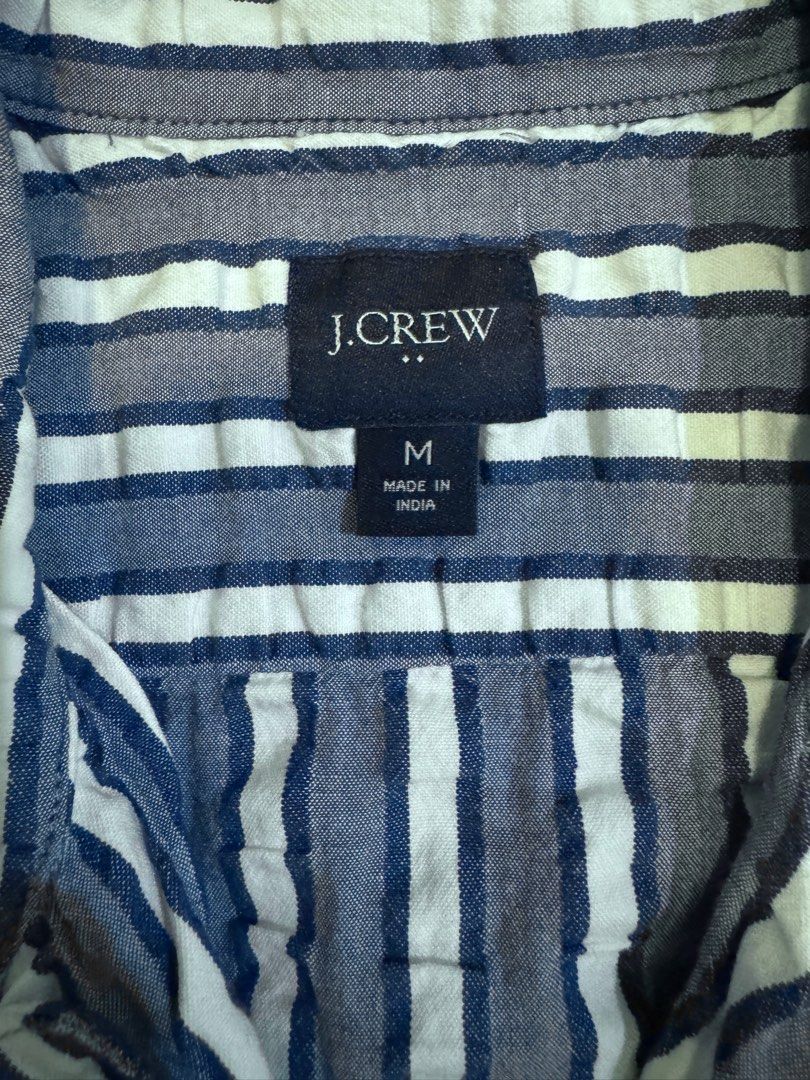 J. Crew Textured Shirt (Category: Formal Shirts) located in Rizal. Submitted by l17873 (Listing ID 1374877594, Image 3). Description: .