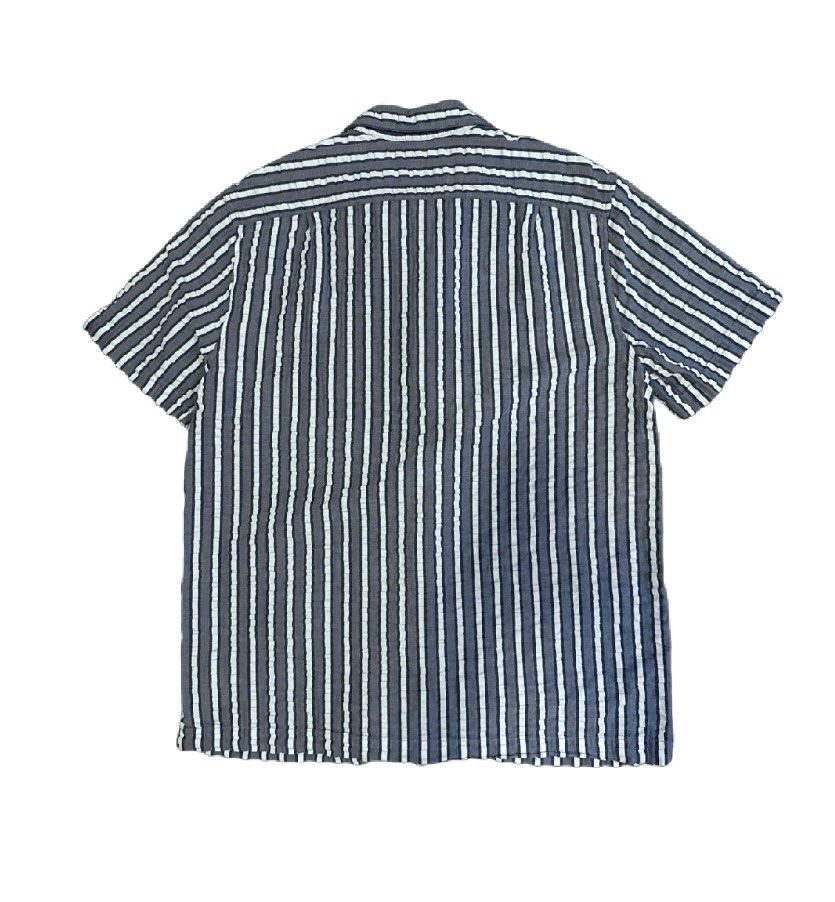 J. Crew Textured Shirt (Category: Formal Shirts) located in Rizal. Submitted by l17873 (Listing ID 1374877594, Image 2). Description: .