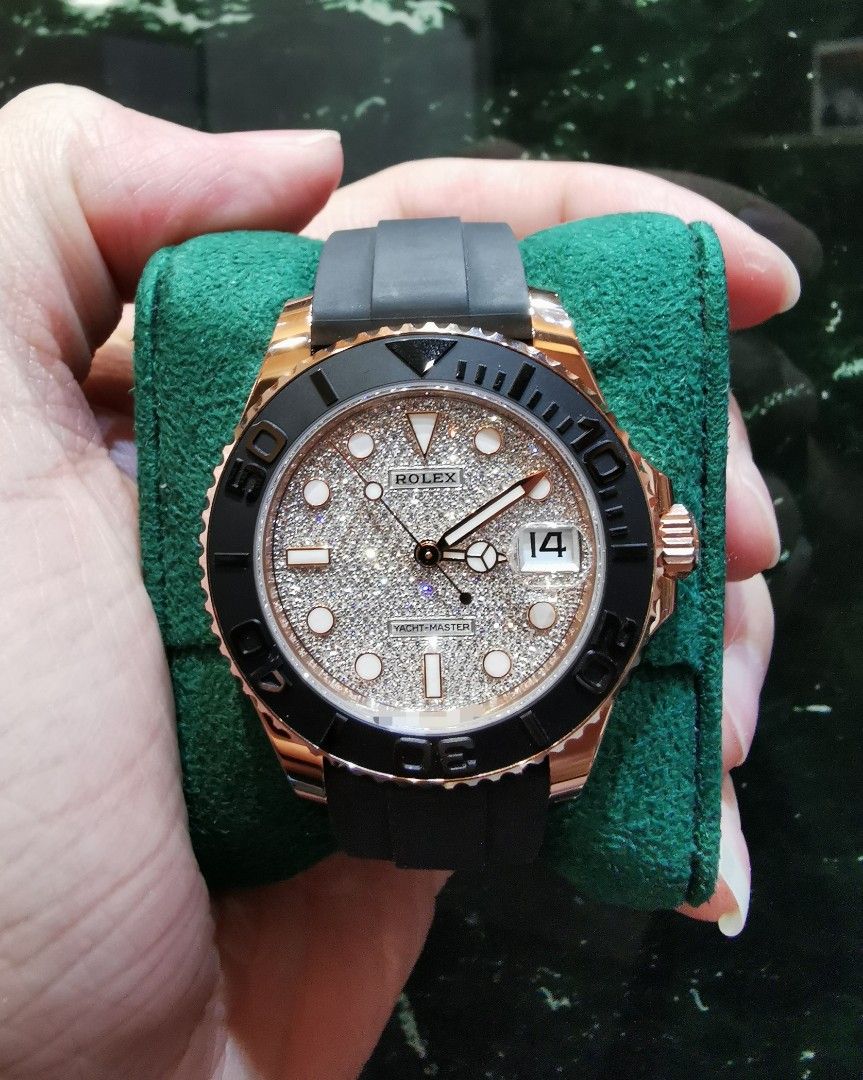 June 2025 Rolex Yachtmaster 37 rose gold pave diamond oysterflex 268655 (Category: Watches) located in Singapore. Submitted by hengwatch (Listing ID 1374846761, Image 1). Description: Rolex Yachtmaster 37 rose gold pave diamond oysterflex Model number 268655 Brand new unworn Comes with box and cert dated June 2025 Selling for $62900 Subscribe to our tele-gram group for constant updates //t.me/HengWatch Hsbc and standard chartered and dbs and uob 