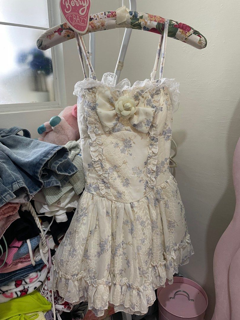 Justfab coquette dress (Category: Dresses) located in Quezon City. Submitted by blueeeming (Listing ID 1374735542, Image 3). Description: XS-M very pretty in person 🎀.