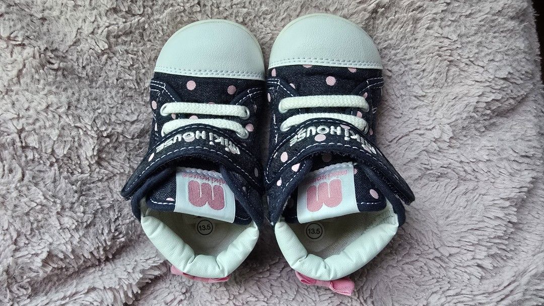 Kid's shoes - Miki House (bought from Japan) (Category: Babies & Kids Fashion) located in Singapore. Submitted by BabyCare (Listing ID 1374786054, Image 2). Description: As shown in the photos. Size: 13.5 Self collection plse..