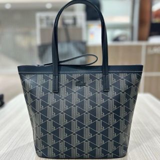 (Category: ) located in . Submitted by miqboutique (Listing ID 1374711719, Image 1). Description: .