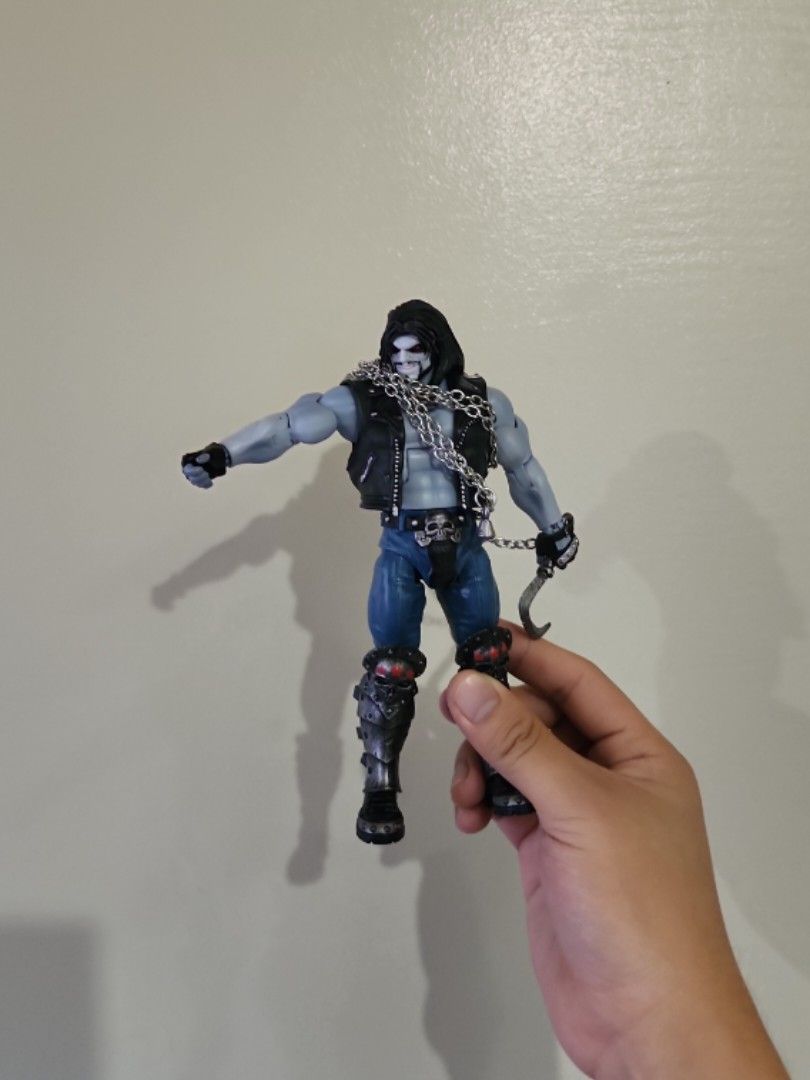 Lobo Mattel (Rare figure) (Category: Figurines & Statues) located in Quezon City. Submitted by couchproductions (Listing ID 1374795636, Image 2). Description: Item comes with an alternate head and accessory. Dm for more inquiries or photos.