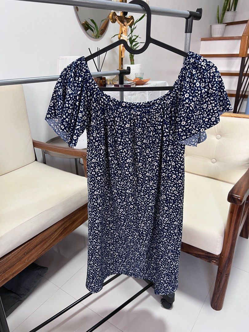 Mango off the shoulder print dress (Category: Dresses) located in Carmona. Submitted by Raiment (Listing ID 1374710901, Image 1). Description: .