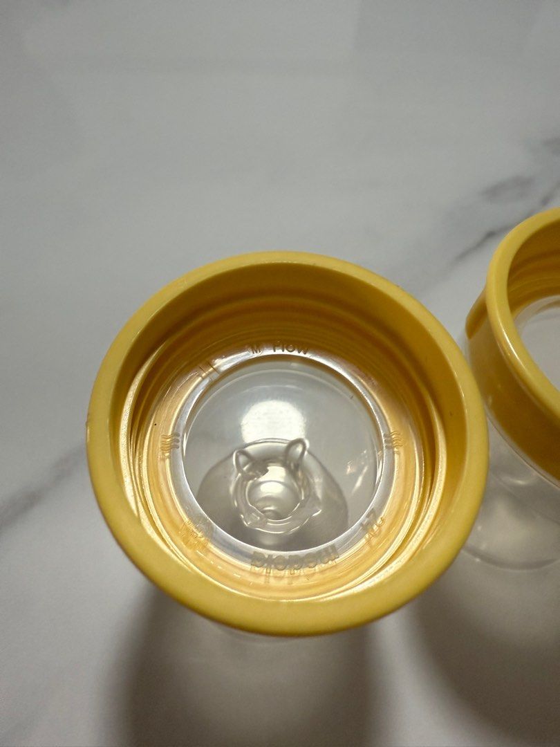Medela Bottle Cap + Collar + Teat (Category: Breastfeeding & Bottle Feeding) located in Singapore. Submitted by fleursells (Listing ID 1374710312, Image 3). Description: Brand New Unused 3 in 1 Teat (M Flow) + Cap + Collar Suitable for Medela or most narrow neck bottles .