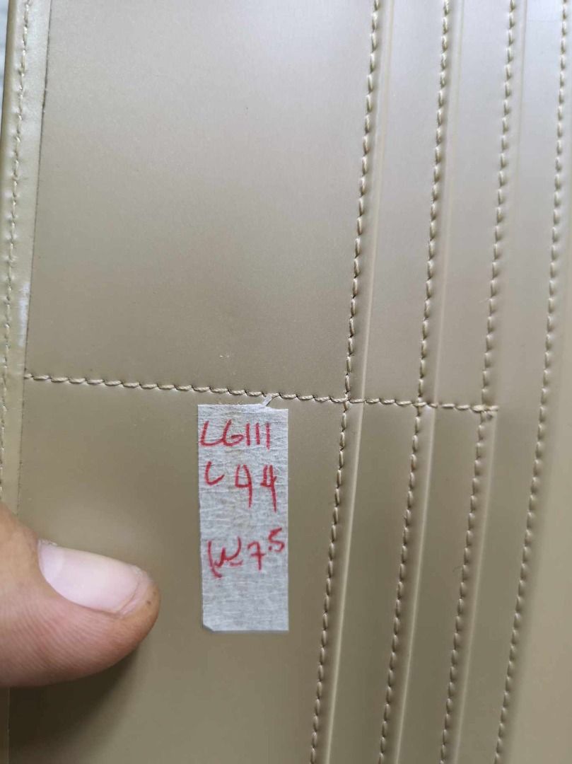 Metallic Beige Long Wallet (Category: Wallets & Card holders) located in Santa Cruz. Submitted by jmy_surplus.2 (Listing ID 1374759526, Image 3). Description: Size ; L - 4.4 W - 7.5 Color ; Beige Type ; Long Wallet Brand ; No brand Material ; Leather Style ; Snap Closure Long Wallet LG 111 JMY 1.