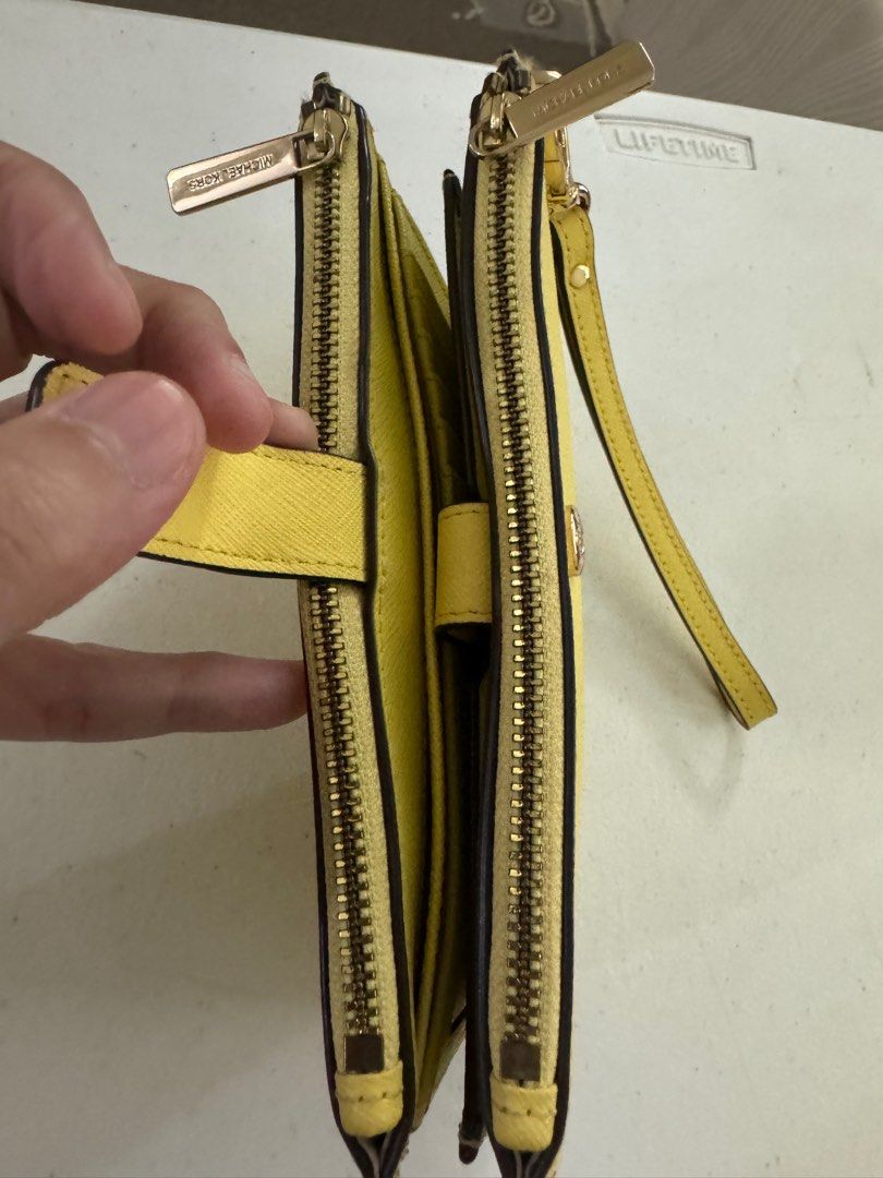 MK wallet (Category: Wallets & Card holders) located in Quezon City. Submitted by msc30 (Listing ID 1374710635, Image 2). Description: Negotiable.