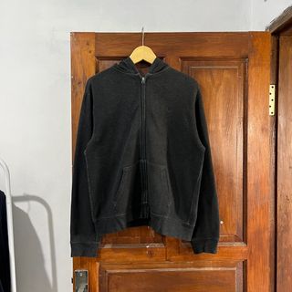 (Kategori: ) berada di . Dikirim oleh TukangThrift (ID iklan 1374773918, Gambar 1). Deskripsi: .