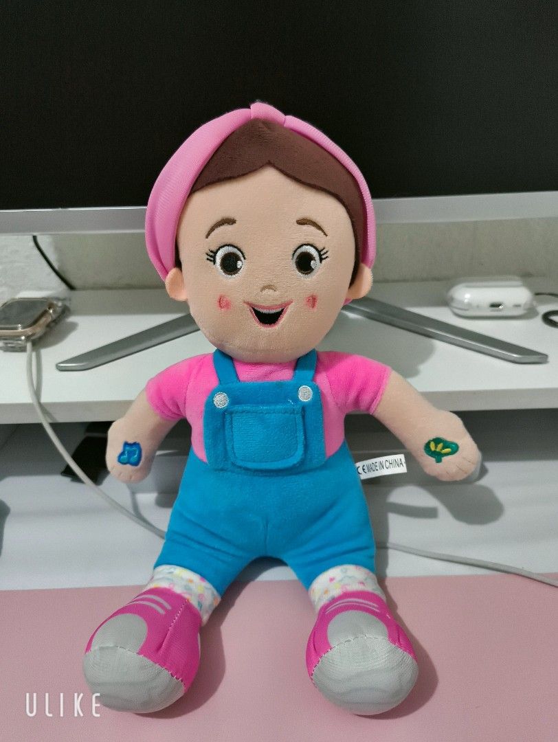 Ms Rachell Sing and talk doll (Category: Kids Toys) located in Angeles City. Submitted by kinadi051390 (Listing ID 1374772423, Image 1). Description: .