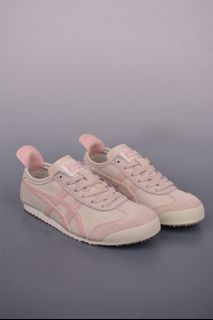 (Category: ) located in . Submitted by outletshoes (Listing ID 1374795826, Image 1). Description: .