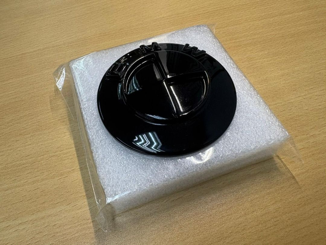 RigaKit BMW 82mm Gloss Black Emblem (Category: Accessories) located in Singapore. Submitted by ValentinoRossi4646 (Listing ID 1374874120, Image 1). Description: Good condition. Video: https://youtube.com/shorts/YKBL6fsQzaw?feature=share.