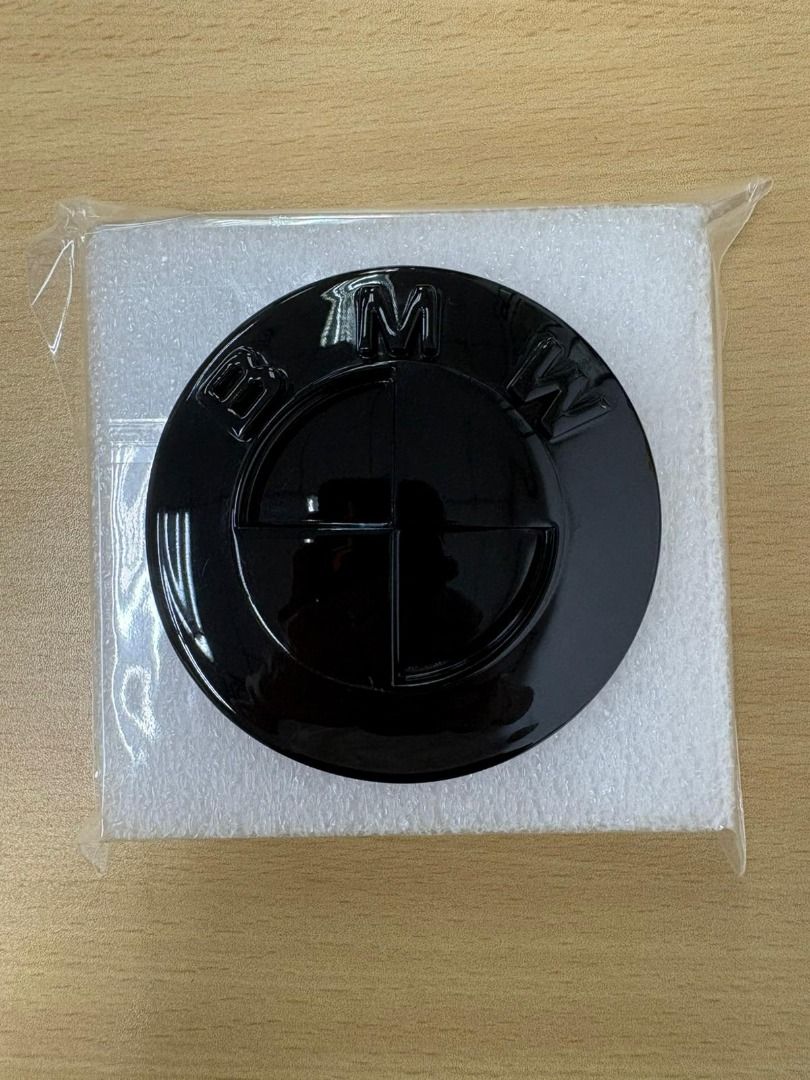 RigaKit BMW 82mm Gloss Black Emblem (Category: Accessories) located in Singapore. Submitted by ValentinoRossi4646 (Listing ID 1374874120, Image 3). Description: Good condition. Video: https://youtube.com/shorts/YKBL6fsQzaw?feature=share.