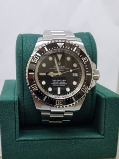 (Category: ) located in . Submitted by ngeehoewatches (Listing ID 1374819768, Image 1). Description: .