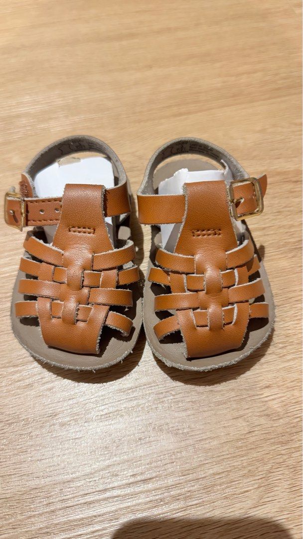Saltwater Sailor Sandals Tan (Category: Babies & Kids Fashion) located in Singapore. Submitted by autumntales.x (Listing ID 1374847022, Image 1). Description: Size 3 Very lightly worn With original box Nego for same day payment.