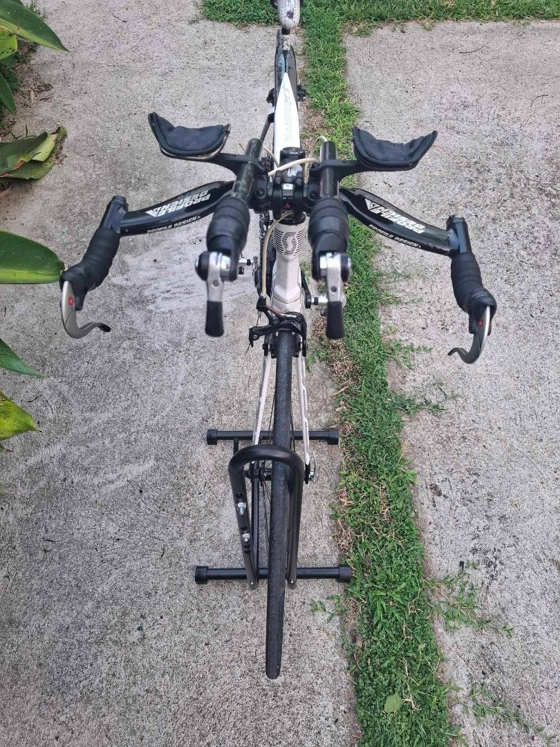 Scott Plasma 20 (7Kg) (Category: Bicycles) located in Antipolo. Submitted by chichaiiiiiiii (Listing ID 1374728006, Image 3). Description: Scott Plasma 20 Size: Medium Weight: 7kg Handle bar: Profile design 0ZERO Stem: Profile Design 90mm Aero Bar: Profile Design Left/Right lever: Shimano SL- BS79 Saddle: Pinarelo Ocelot Rims: Shimano ASOO WH-R501 Tires: Goodyear Eagle F1 SuperSport Brakes: Energy FSA SL-K Crank Set: FSA Team Issue (39t-53t) Cass