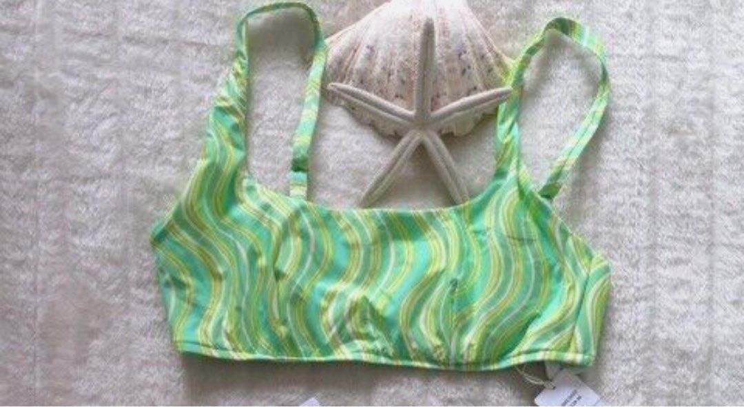 Seafolly Mod Squad Scoop Neck Bikini Top (Category: Bikinis & Swimsuits) located in Manila. Submitted by ephtans (Listing ID 1374775029, Image 1). Description: got the photos online! dm to ask for actual photos never worn, still has tags .