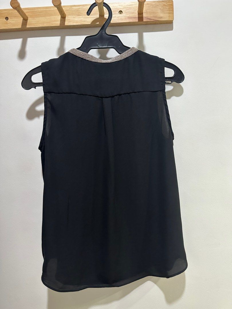 Silk Sleeveless with beautiful bead details (Category: Blouses) located in Dasmarinas. Submitted by heyylei (Listing ID 1374713669, Image 3). Description: .