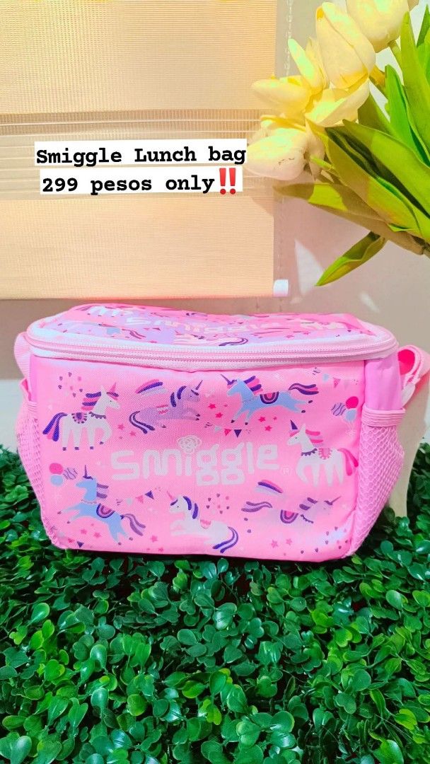 Smiggle Lunch Bag (Category: Food Organization & Storage) located in Quezon City. Submitted by mhoniqvela04 (Listing ID 1374714480, Image 2). Description: Brandnew No issue Lunchbag with Sling Insulated.