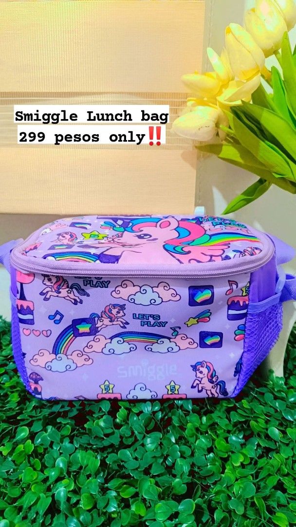 Smiggle Lunch Bag (Category: Food Organization & Storage) located in Quezon City. Submitted by mhoniqvela04 (Listing ID 1374714480, Image 3). Description: Brandnew No issue Lunchbag with Sling Insulated.