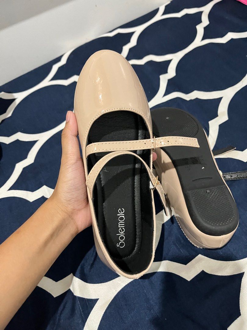 Solemate nude flats (Category: Flats & Sandals) located in Malolos. Submitted by sshoooo (Listing ID 1374720326, Image 2). Description: Bought it for 599 Never been used Size 8 For reference: (I'm Size 6 in US SIZE and it fits perfectly well) .