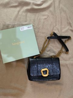 (Kategori: ) berada di . Dikirim oleh mispink (ID iklan 1374754644, Gambar 1). Deskripsi: .