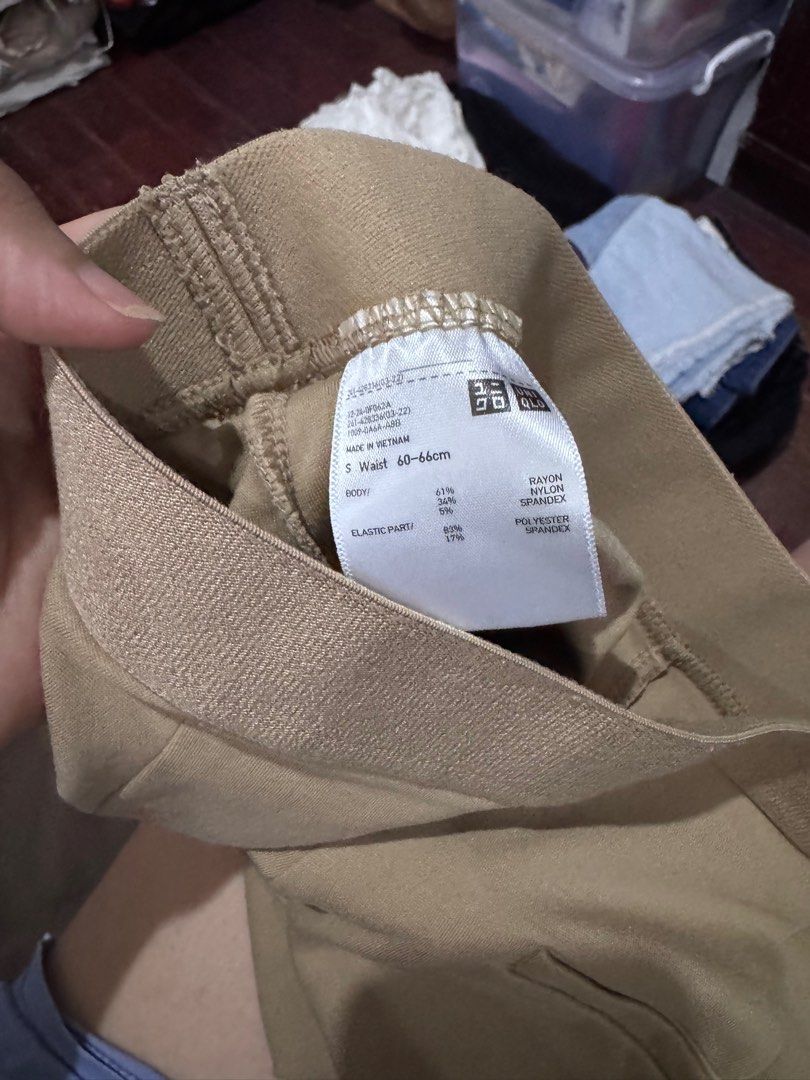 Spandex Pants (Category: Other Bottoms) located in Mandaluyong City. Submitted by ksc_stuff (Listing ID 1374717097, Image 2). Description: .