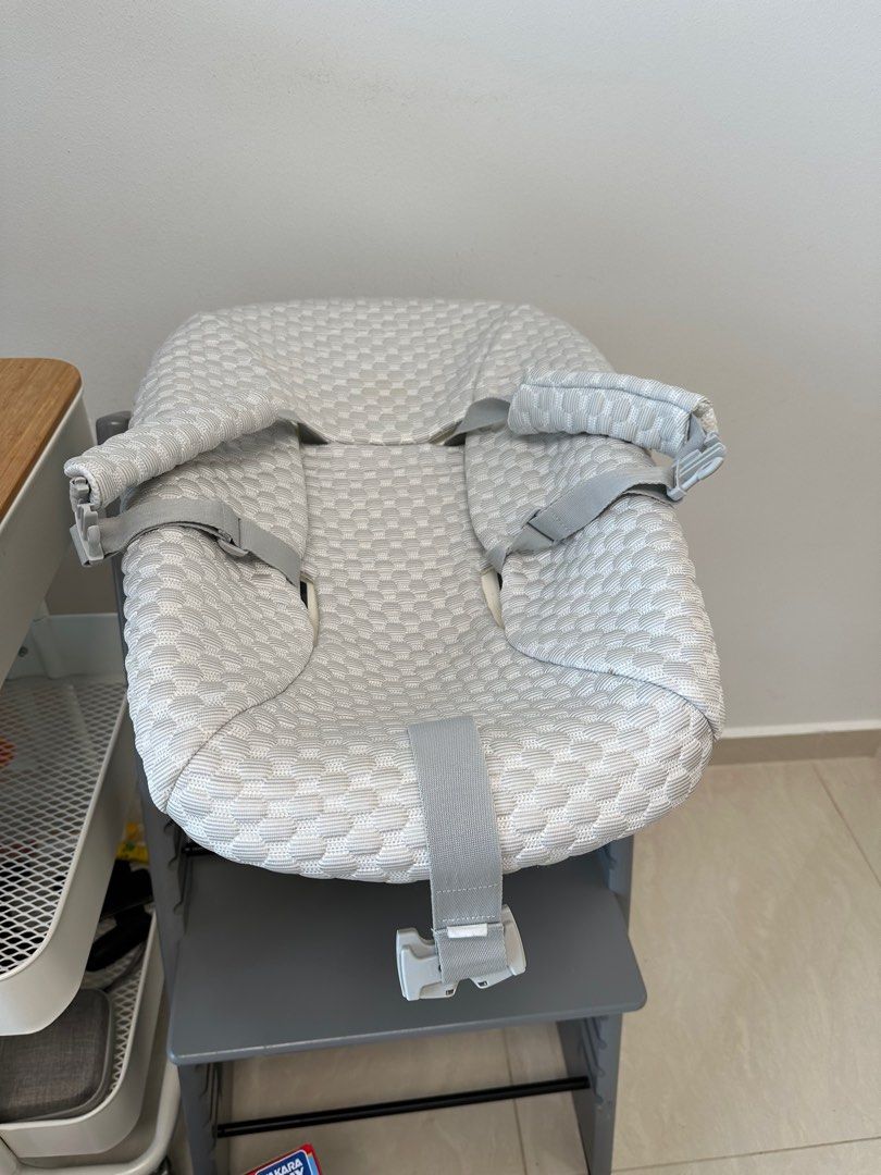Stokke Newborn Set (Category: Kids' Tables & Chairs) located in Singapore. Submitted by petite_may (Listing ID 1374794581, Image 1). Description: original case, original cover, alternate cover (cooling fiber) Pick up only Clementi/West Coast .