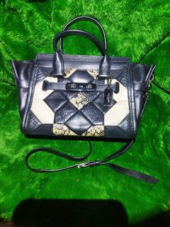 (Kategori: ) berada di . Dikirim oleh sha_numpreloved (ID iklan 1374881389, Gambar 1). Deskripsi: .