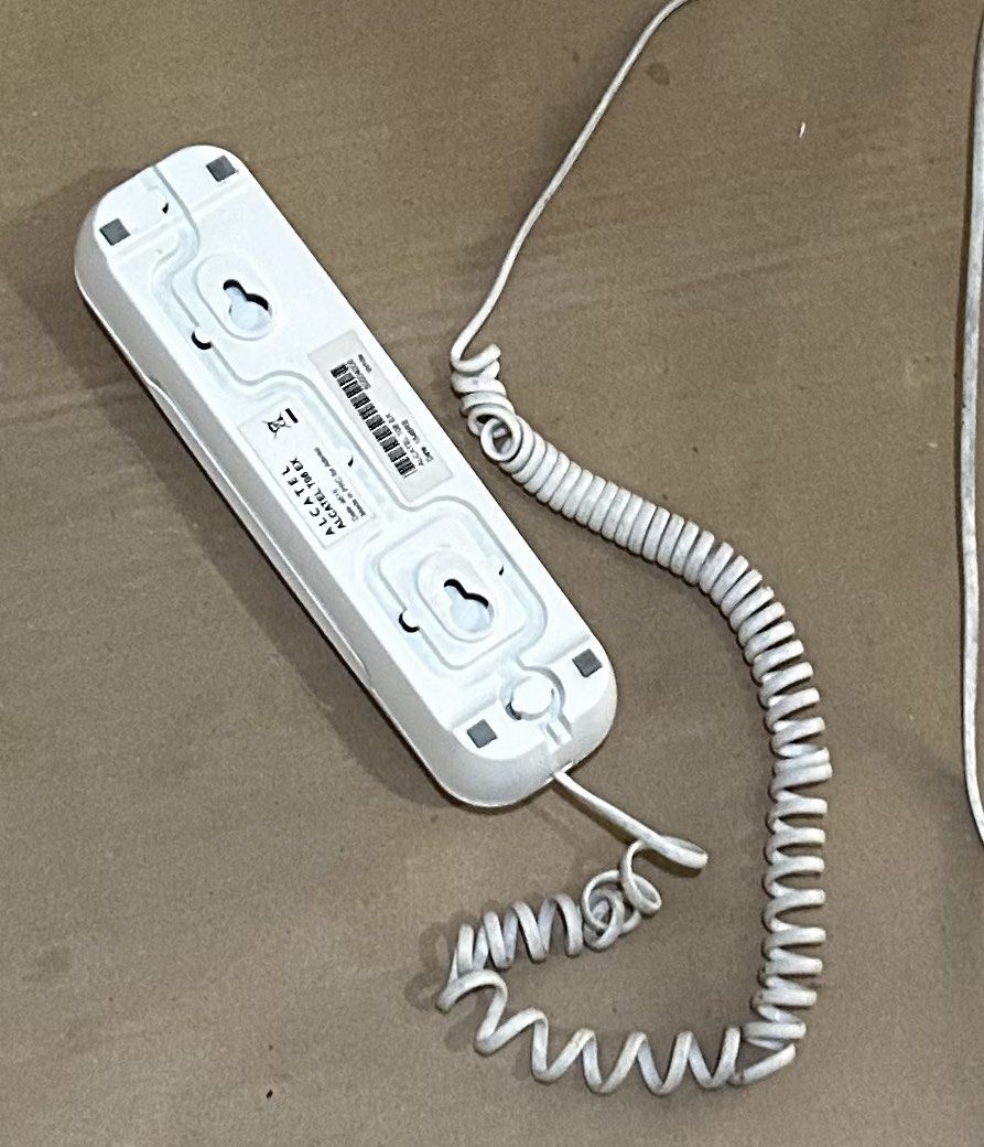 alcatel telephone (Category: Electrical, Adaptors & Sockets) located in Mandaluyong City. Submitted by jeunefille168 (Listing ID 1374879947, Image 3). Description: second hand alcatel landline telephone color: white can be wall mounted shipping for the account of the buyer payment options: bpi bdo or gcash no reservations allowed.