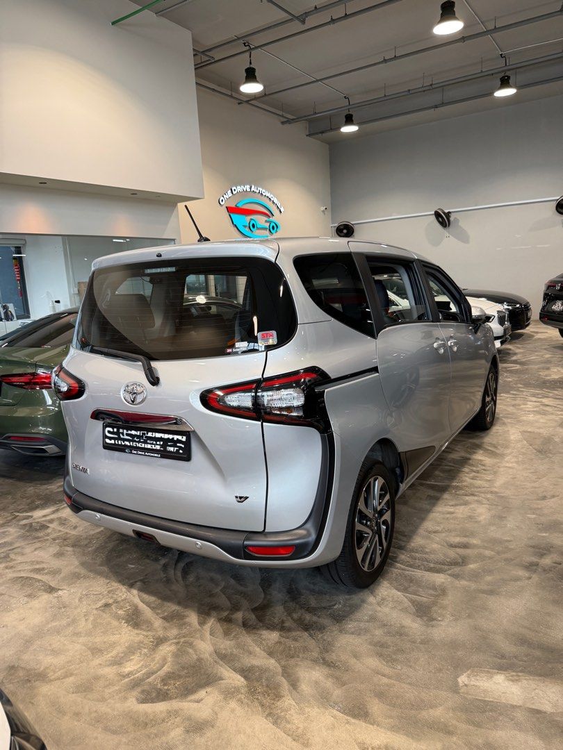 Toyota Sienta 1.5 Elegance (A)62887424949122113